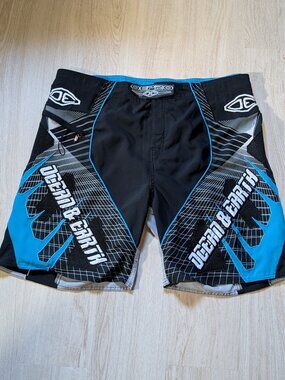 Ocean & Earth Pro Series Men's Board Shorts Embroidered Size 44